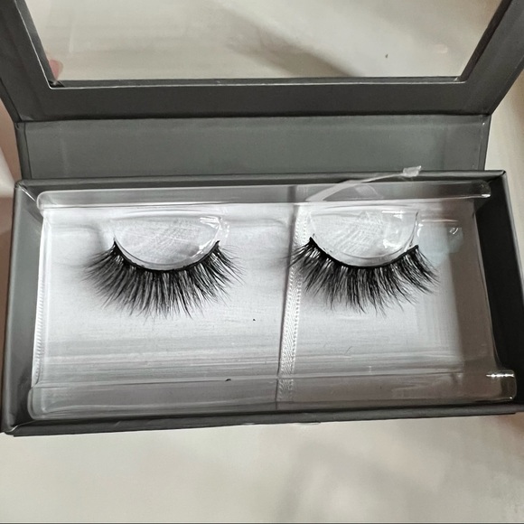 Lilly Lashes x Sephora Collection - Powell Street - Picture 4 of 4